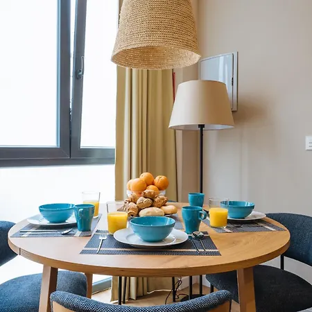 New Hostly Alameda Apartment Seville