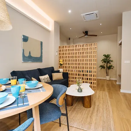 New Hostly Alameda * Seville